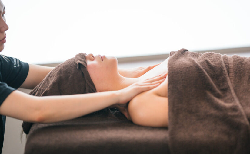 【北海道・ニセコ】最高級オーガニックオイル★極上出張マッサージ『Vimutti（ヴィムッティ）シグネチャー』最短15分で到着《当日深夜1:00まで・同時施術OK》（No.m-1）