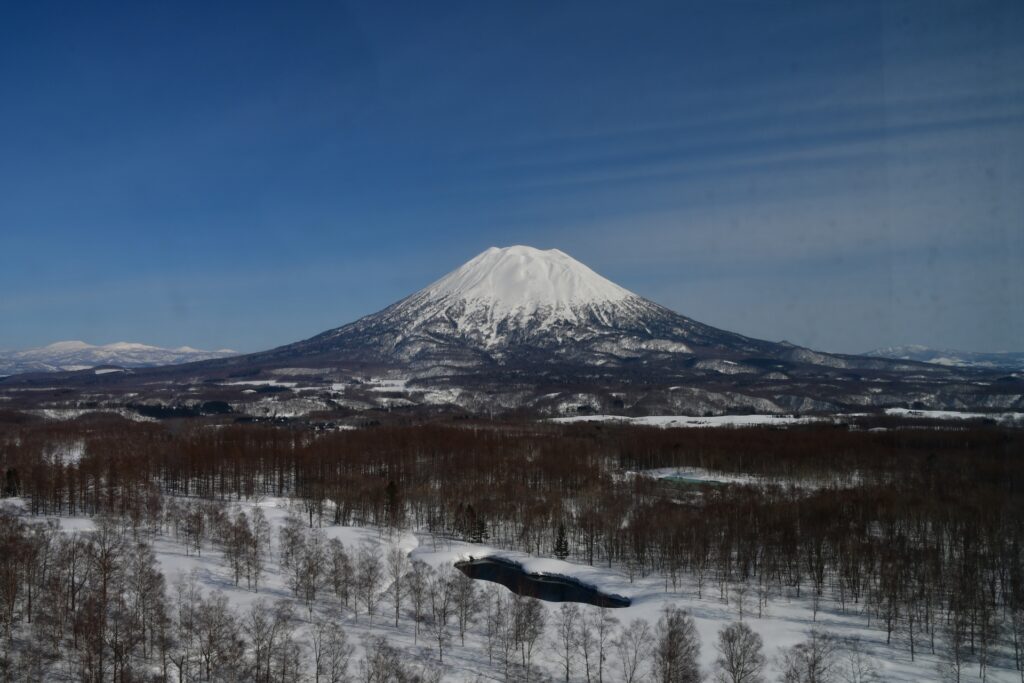 ニセコビレッジ 羊蹄山 ニセコ スキー場
