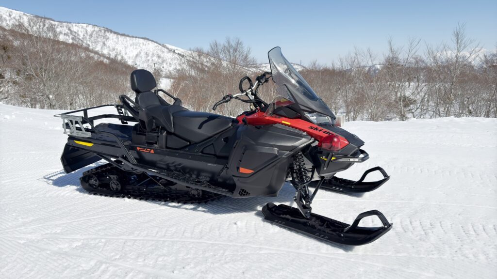 スノーモービル ニセコ スキー場